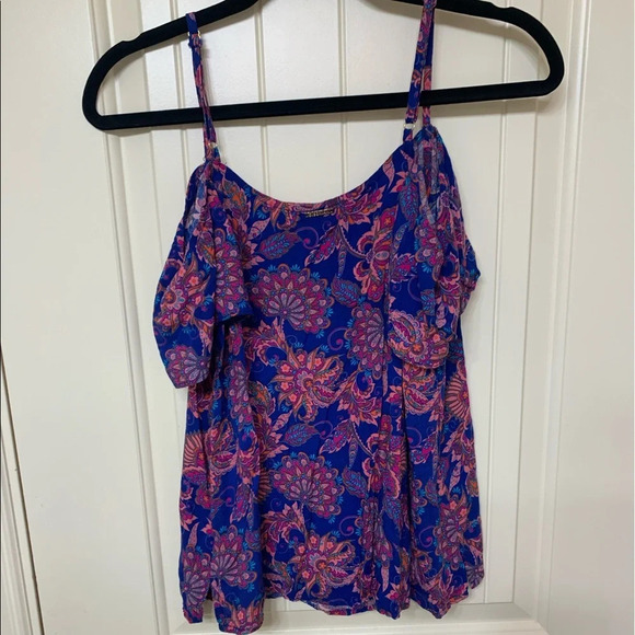 Siberian Cold-Shoulder Floral Blouse - Picture 4 of 7